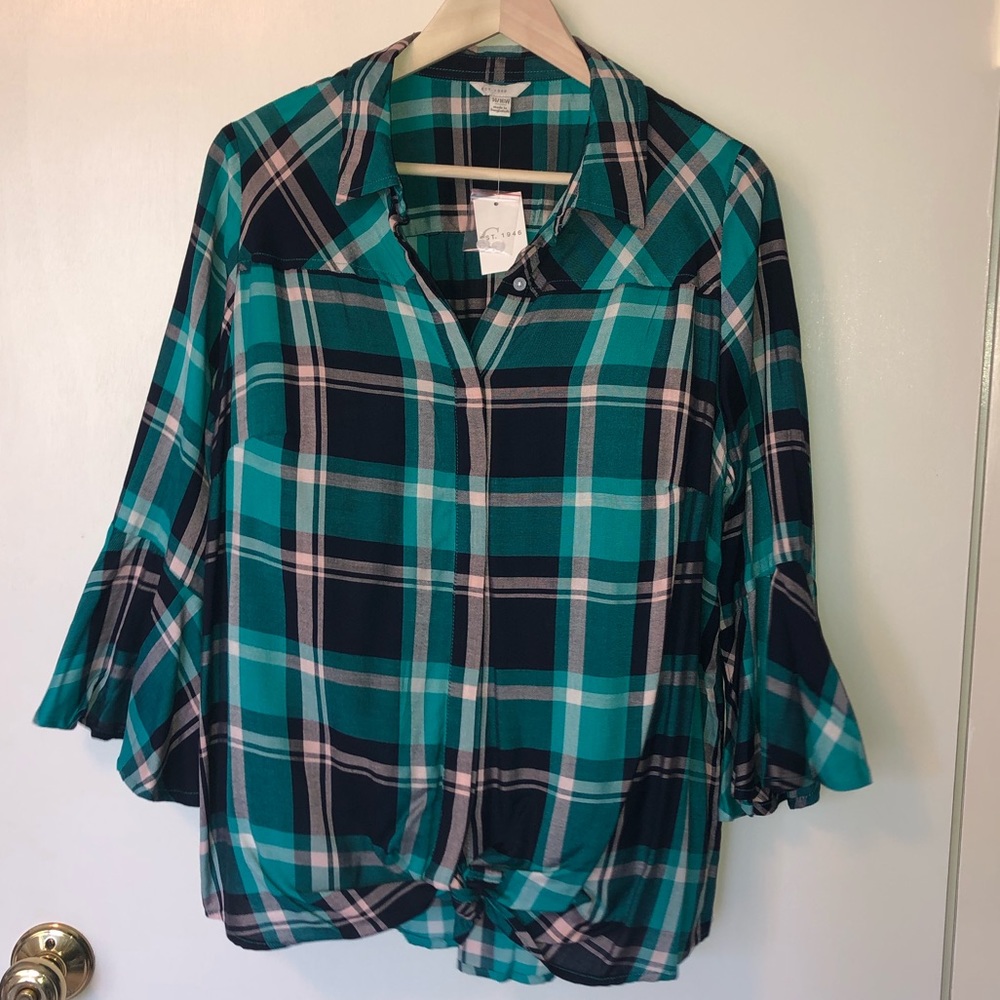 NWT Cato Button Top with Bell Sleeve Detail